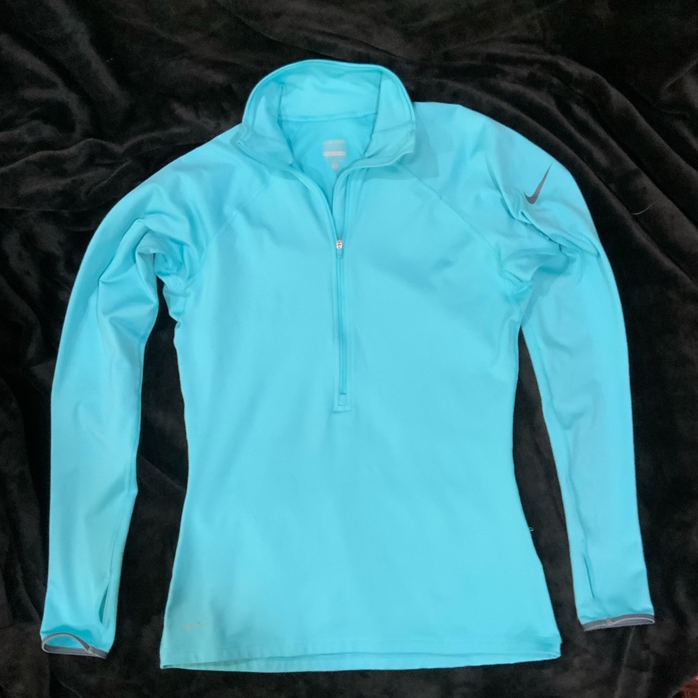 (SOLD) NIKE PRO LONG SLEEVE SHIRT